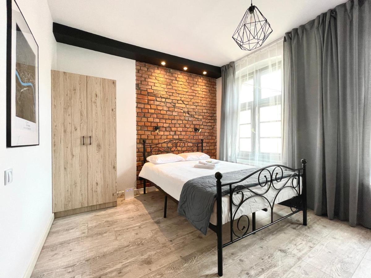 Copernicus Street Apartment - Broken Flowers And Twin Peaks Торунь Экстерьер фото