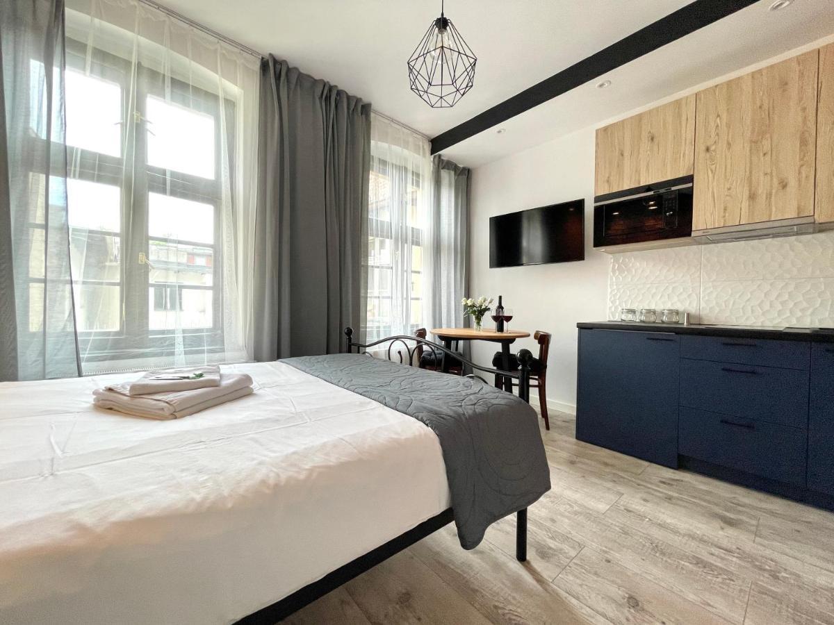 Copernicus Street Apartment - Broken Flowers And Twin Peaks Торунь Экстерьер фото